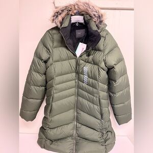 Marmot women’s Montreal coat, green with Faux Fur Hood